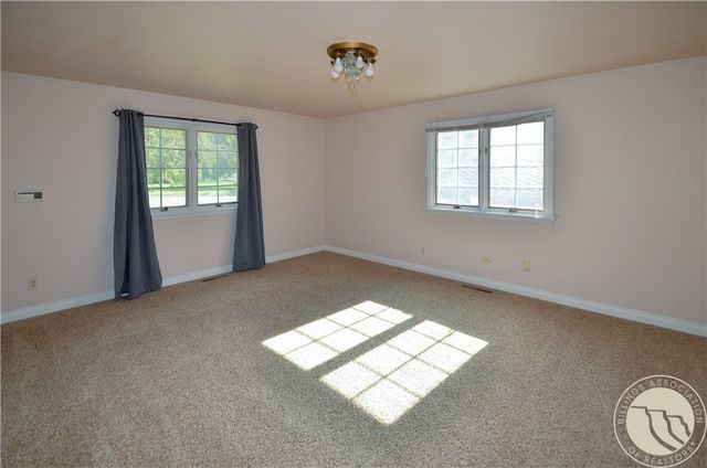 2730 Gregory S, Billings, MT 59102