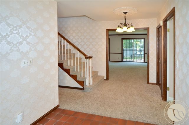 2730 Gregory S, Billings, MT 59102