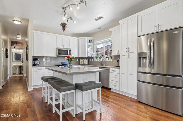 43342 Windrose Lane, Lancaster, CA 93536