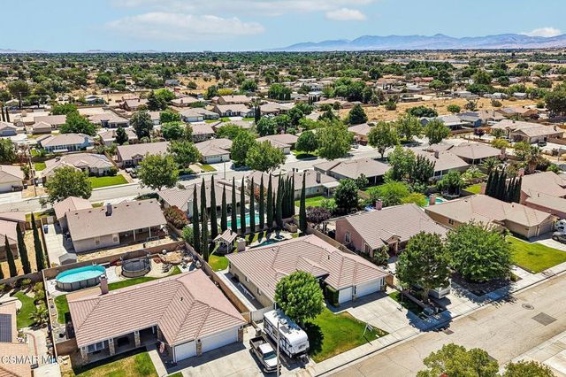 43342 Windrose Lane, Lancaster, CA 93536