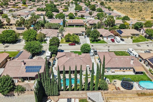 43342 Windrose Lane, Lancaster, CA 93536