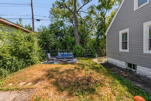5304 N 64th STREET, Milwaukee, WI 53218