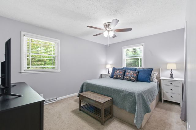 7310 Cumberland Dr, Fairview, TN 37062