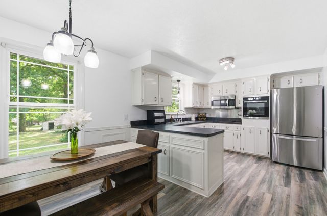7310 Cumberland Dr, Fairview, TN 37062