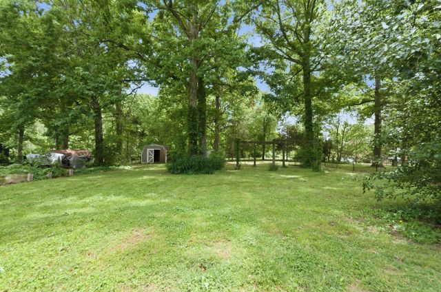 7310 Cumberland Dr, Fairview, TN 37062