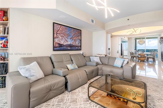 19111 Collins Ave 3307, Sunny Isles Beach, FL 33160