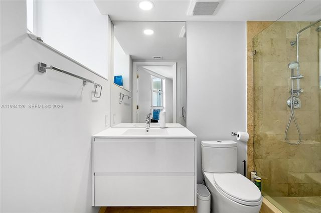 19111 Collins Ave 3307, Sunny Isles Beach, FL 33160