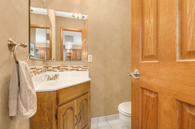 19029 Hanus Circle, Minnetonka, MN 55345