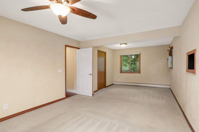 19029 Hanus Circle, Minnetonka, MN 55345