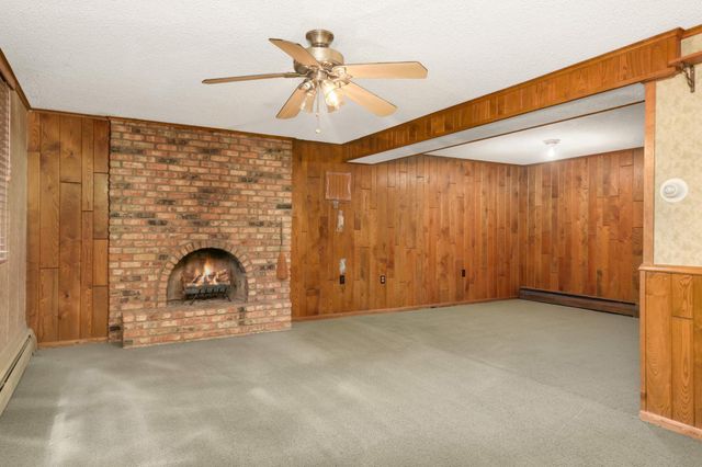 19029 Hanus Circle, Minnetonka, MN 55345