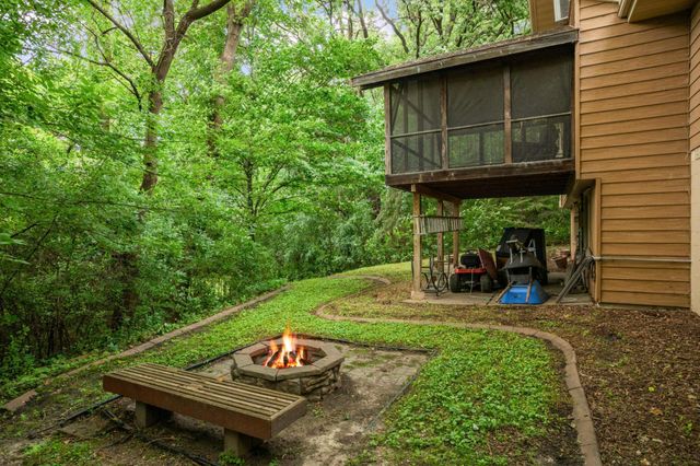 19029 Hanus Circle, Minnetonka, MN 55345