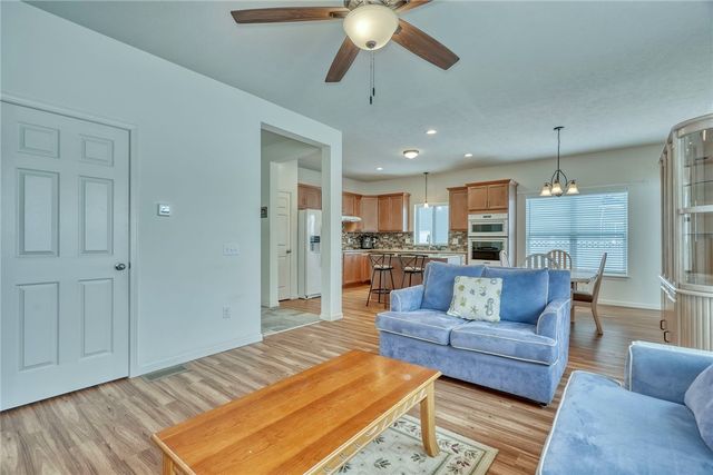 29 Etherington Crescent, Chili, NY 14428