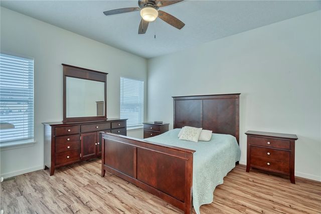 29 Etherington Crescent, Chili, NY 14428