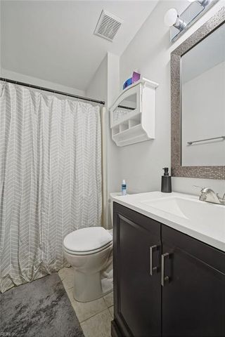 4703 Ashbury LN, Virginia Beach, VA 23462