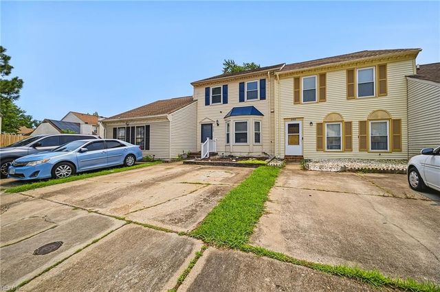 4703 Ashbury LN, Virginia Beach, VA 23462
