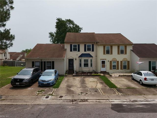4703 Ashbury LN, Virginia Beach, VA 23462