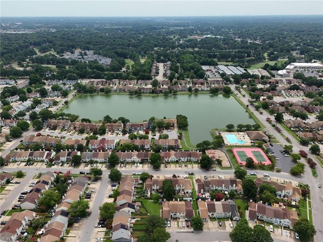 4703 Ashbury LN, Virginia Beach, VA 23462