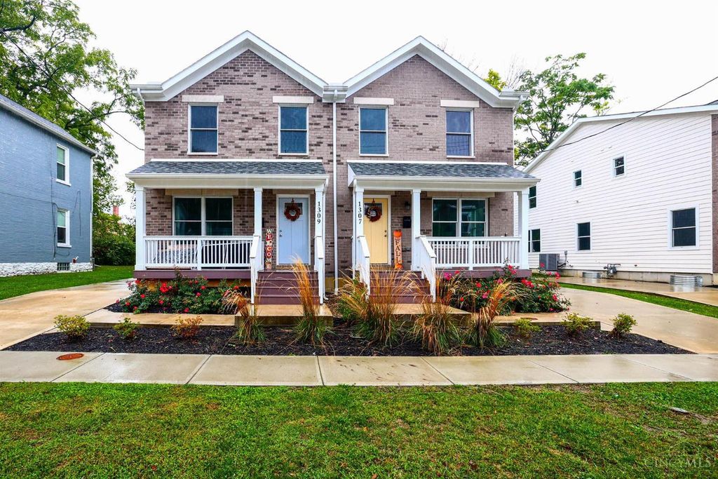 1305 Regent Avenue, Cincinnati, OH 45237