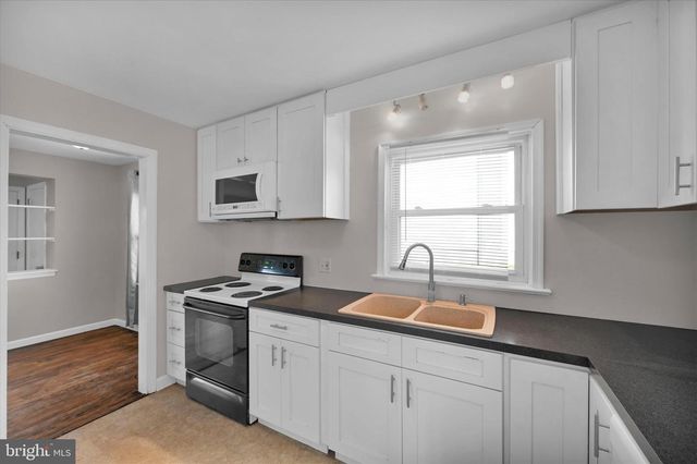 535 N LOCUST ST, Elizabethtown, PA 17022