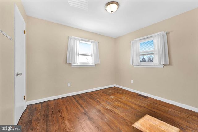 535 N LOCUST ST, Elizabethtown, PA 17022