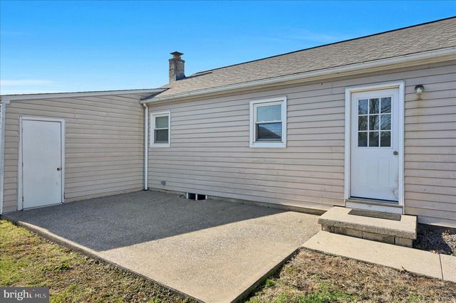 535 N LOCUST ST, Elizabethtown, PA 17022