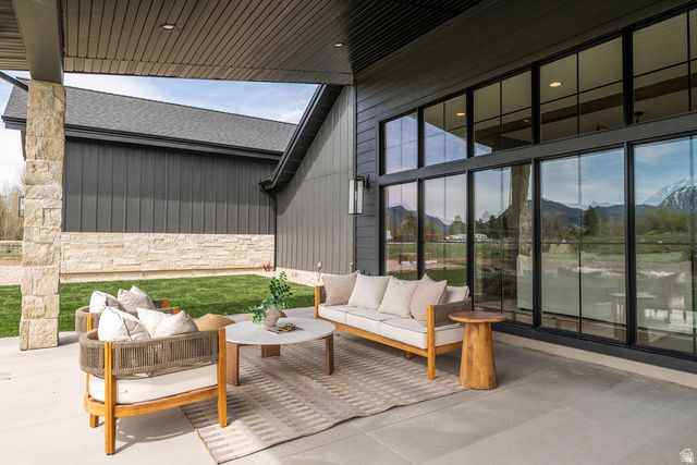 441 S 7900 E, Huntsville, UT 84317