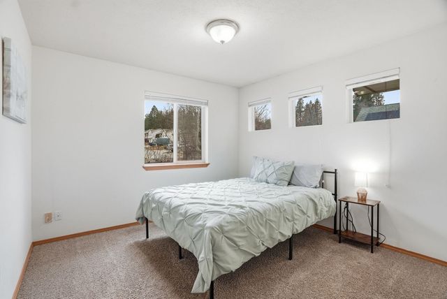 4905 E 14th Ave, Spokane Valley, WA 99212