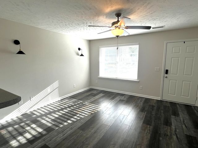 1128 Tradition Trl, Murfreesboro, TN 37130