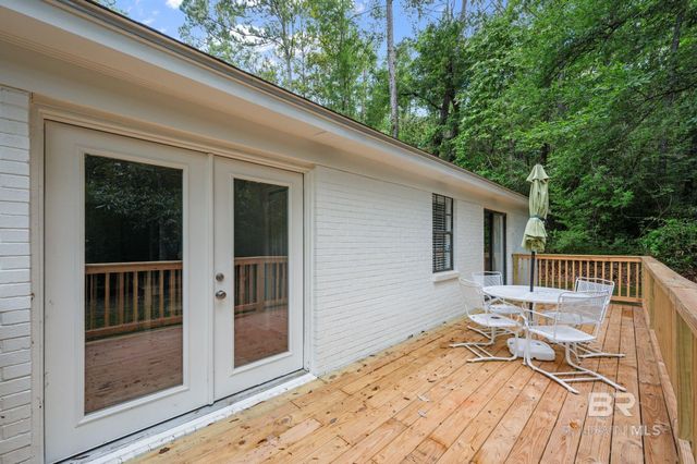 169 Buena Vista Drive, Daphne, AL 36526