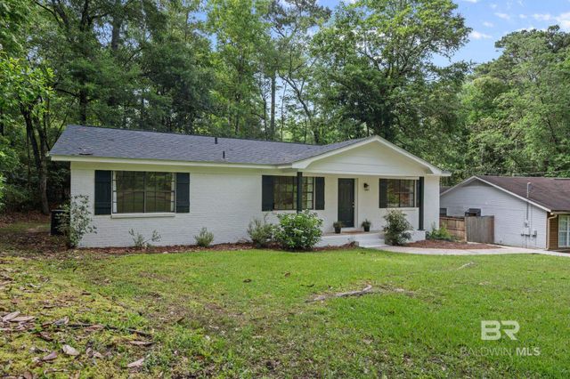 169 Buena Vista Drive, Daphne, AL 36526