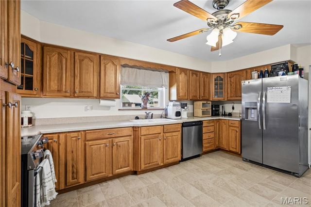 2316 Saint Bernard Avenue, Granite City, IL 62040