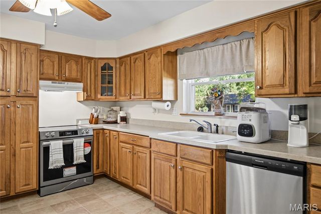 2316 Saint Bernard Avenue, Granite City, IL 62040
