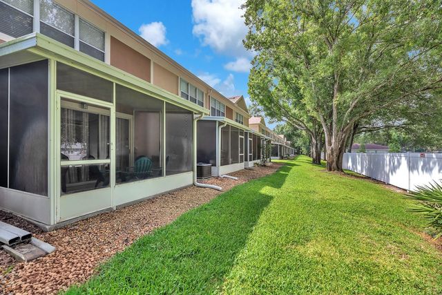 8448 SANDY BEACH STREET, Tampa, FL 33634