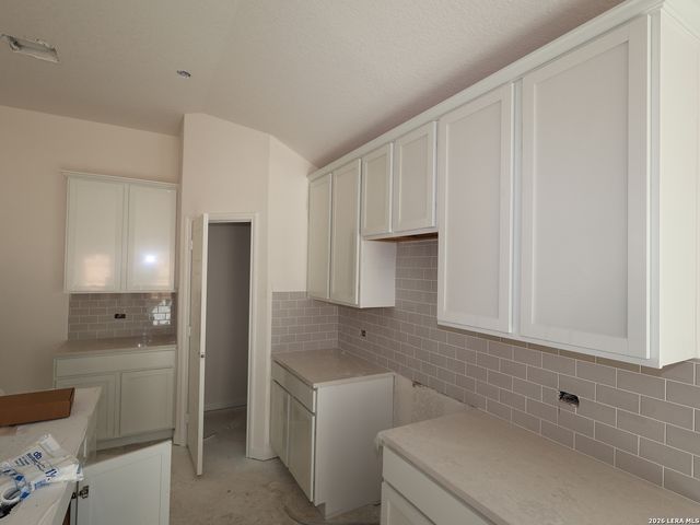 1160 Limestone Ridge, Seguin, TX 78155