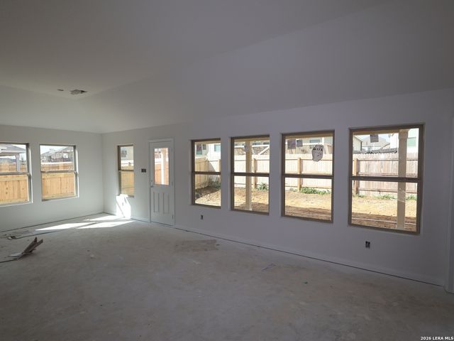 1160 Limestone Ridge, Seguin, TX 78155