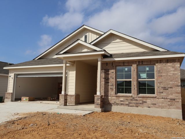 1160 Limestone Ridge, Seguin, TX 78155