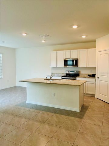 10797 PENNY GALE LOOP, San Antonio, FL 33576