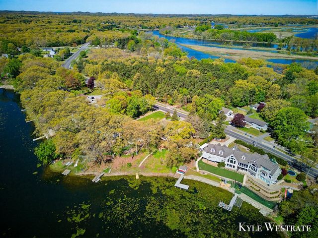 14152 Green Street, Grand Haven, MI 49417