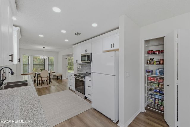 1335 BEE Street N, Orange Park, FL 32065