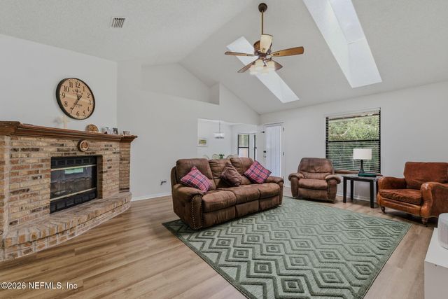 1335 BEE Street N, Orange Park, FL 32065