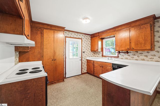 102 Somerset Drive, Lyman, SC 29365