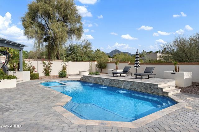 10180 E LARKSPUR Drive, Scottsdale, AZ 85260