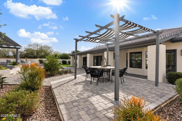 10180 E LARKSPUR Drive, Scottsdale, AZ 85260