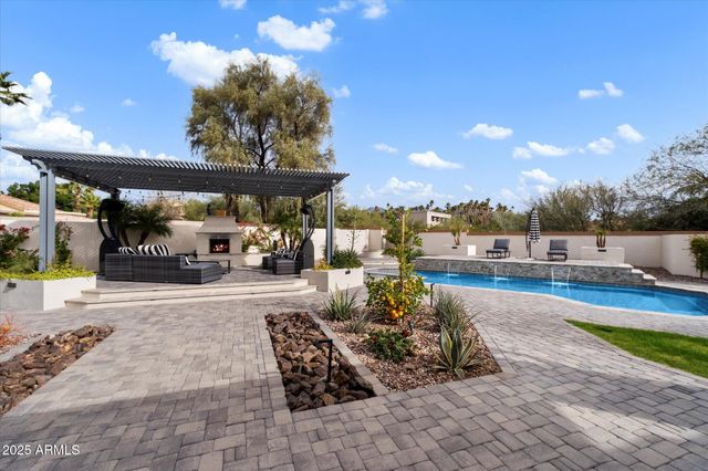 10180 E LARKSPUR Drive, Scottsdale, AZ 85260