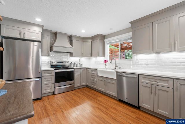 5425 Val View Dr SE, Turner, OR 97392