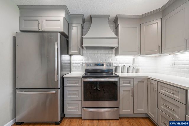 5425 Val View Dr SE, Turner, OR 97392