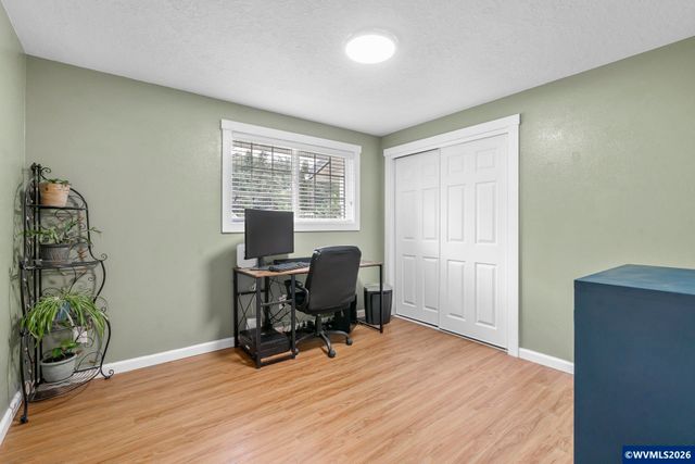 5425 Val View Dr SE, Turner, OR 97392
