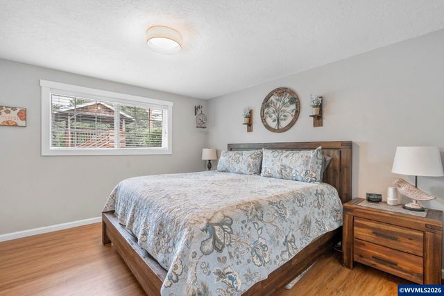 5425 Val View Dr SE, Turner, OR 97392