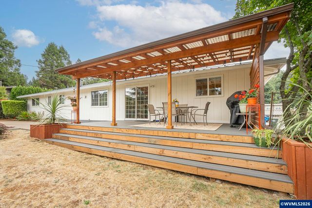 5425 Val View Dr SE, Turner, OR 97392