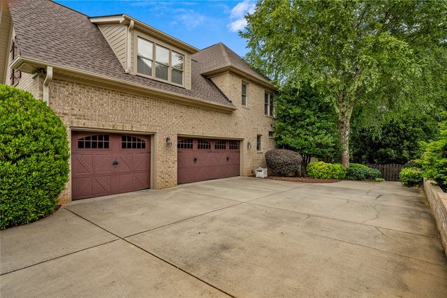 208 Riverstone Way, Greer, SC 29651